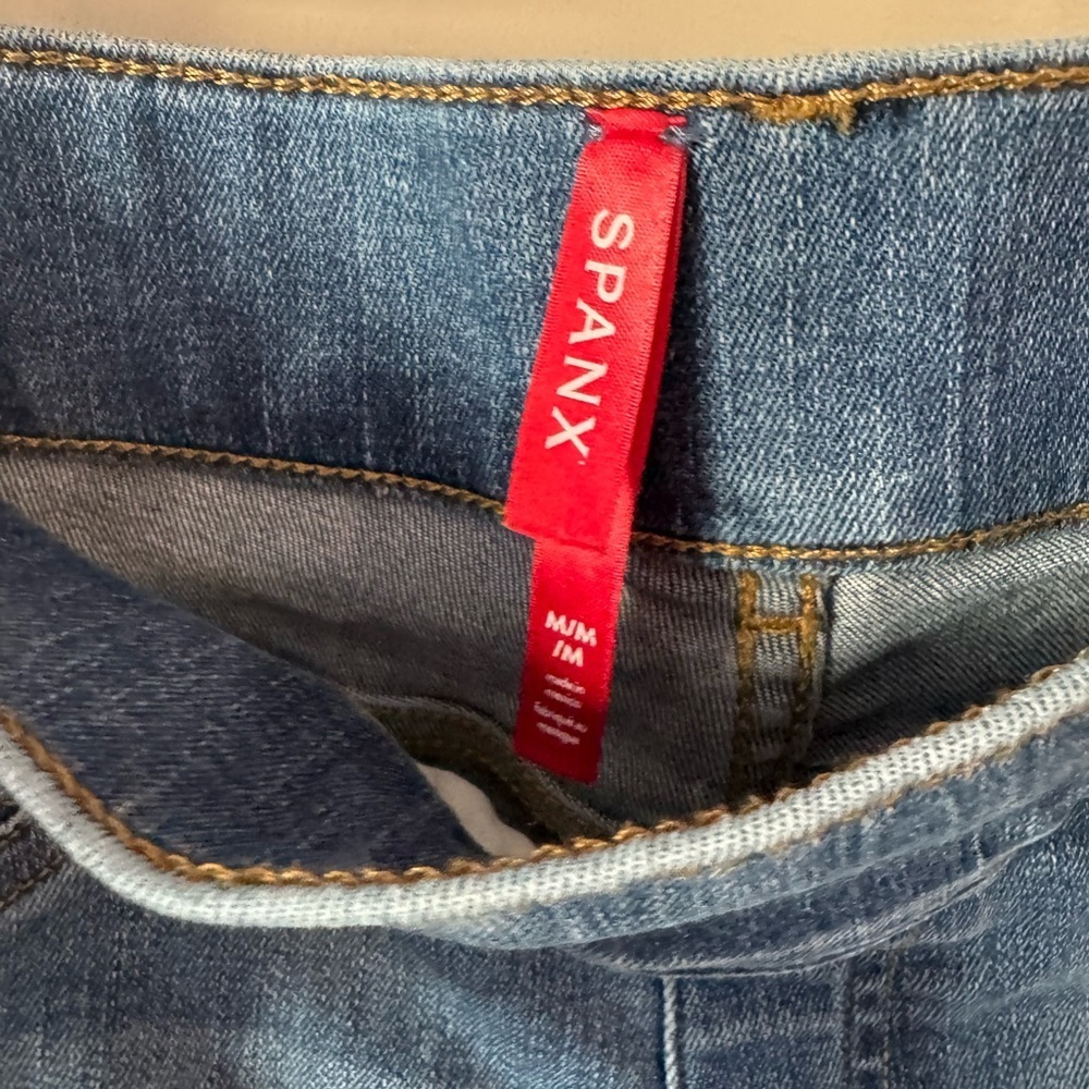 Spanx l Seamed Front Wide Leg Jean l M - Picture 10 of 12